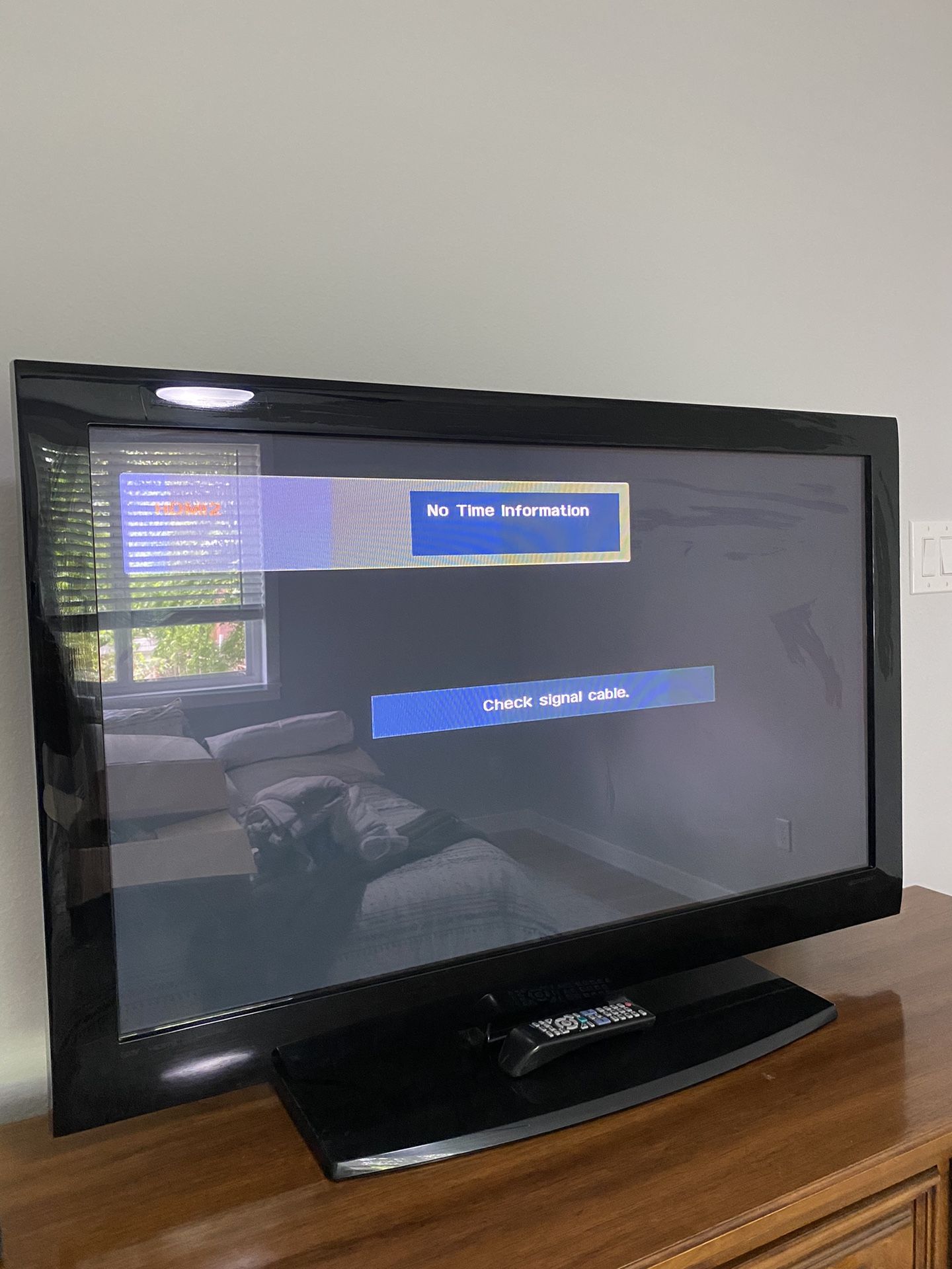 42” Emerson TV with Remote - Katy, TX Pick Up Only