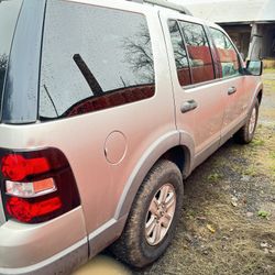 2006 Ford Explorer
