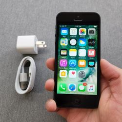 iPhone 5 - GSM UNLOCKED - Like New
