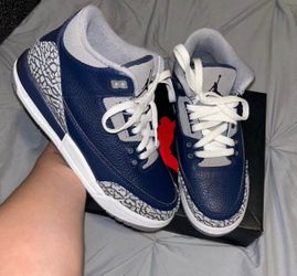 Grade School Youth Size 5.5  Nike Air Jordan Retro 3