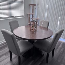 Costco Dining Table Set $100