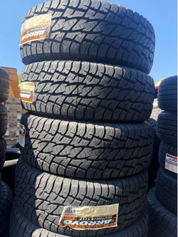 All Terrain 265/70/16 Tamorock Tires installed and balanced / instaladas y balanceadas
