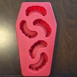 Silicone Vampire Teeth Ice Mold