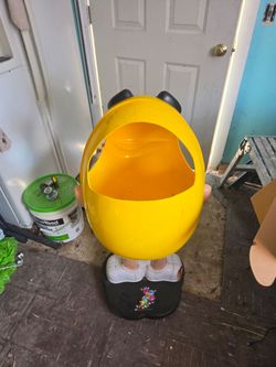 M&M gas station container