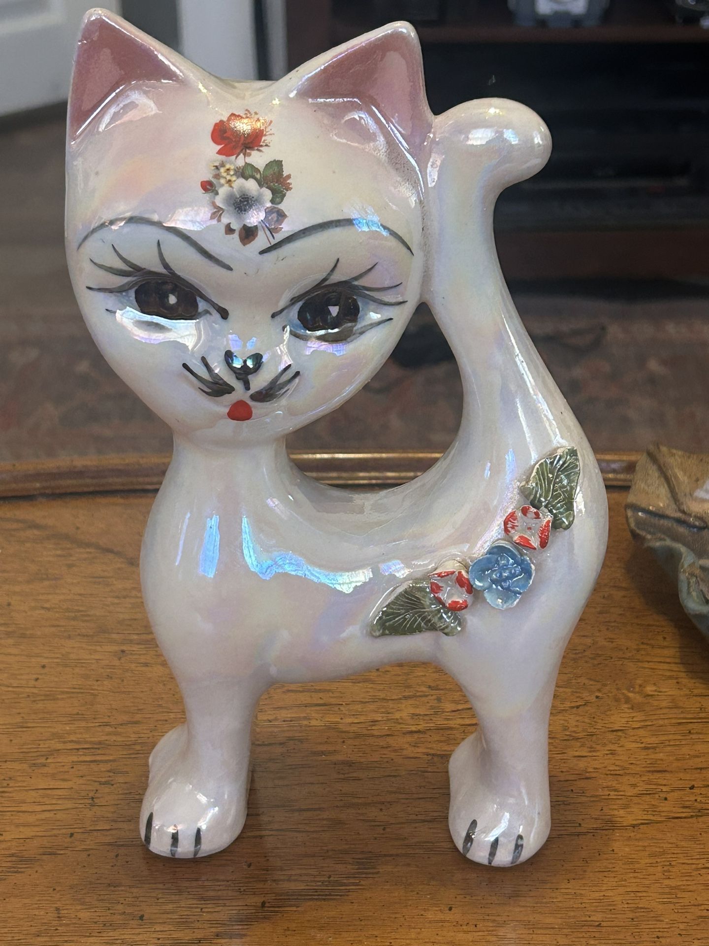 Garishly gaudy gato; Vintage Early 60s Porcelain Cat: