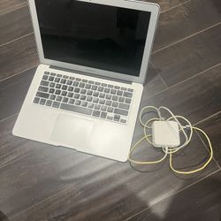 Mac Book Air 2017 Iñ