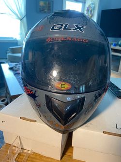 Motorcycle helmet