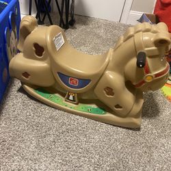 TODDLER  PATCHES STEP 2 ROCKING HORSE