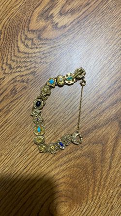 bracelet