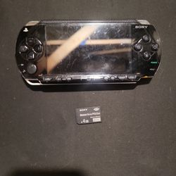 Psp and 4 gb memory stick pro duo