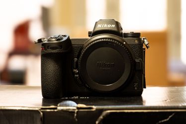 New Nikon Z6 Mirrorless Camera Body