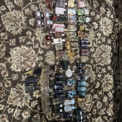 Perfume / Cologne Bundle Prada Gucci ysl Jpg carolina herrera azzaro mcm Burberry Versace Valentino dolce gabana miu miu jimmy choo Paco rabónne victo