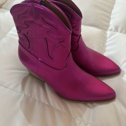 Metallic pink boots NEVER Worn 