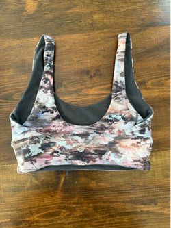 Lululemon sport bra size 4