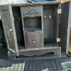 Antiqued Jewelry Box 