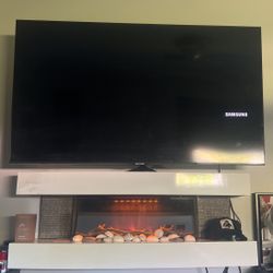 58 Inch Samsung Tv And Mounted Fireplace