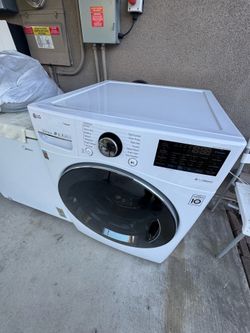 Front loader washing machine LG WM3900HWA