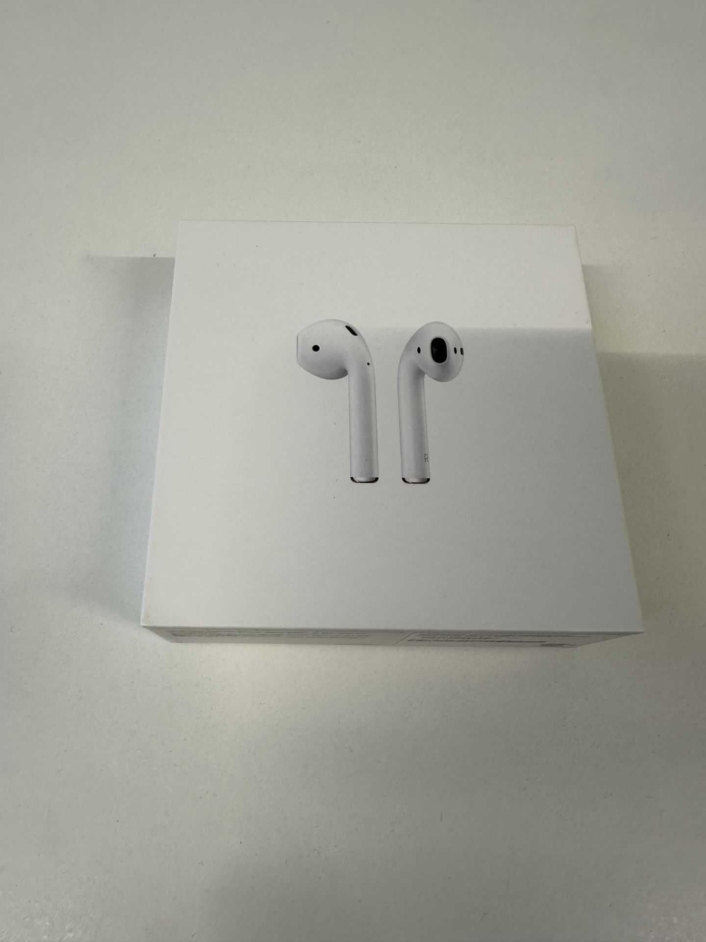 Apple, AirPods, 2nd Generation