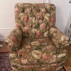 Ethan Allen Queen Anne Style Wingback Chair  