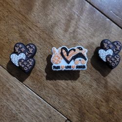 Lot Of 3 Croc Charms Leopard MaMa Life