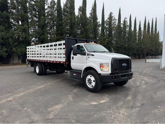 2019 Ford F-750 Gas