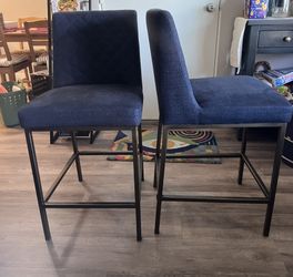 Bar Stool (2 chairs )