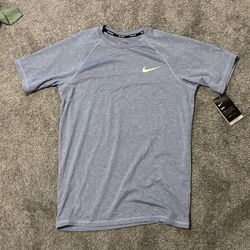 Mens Nike Activewear T Shirt