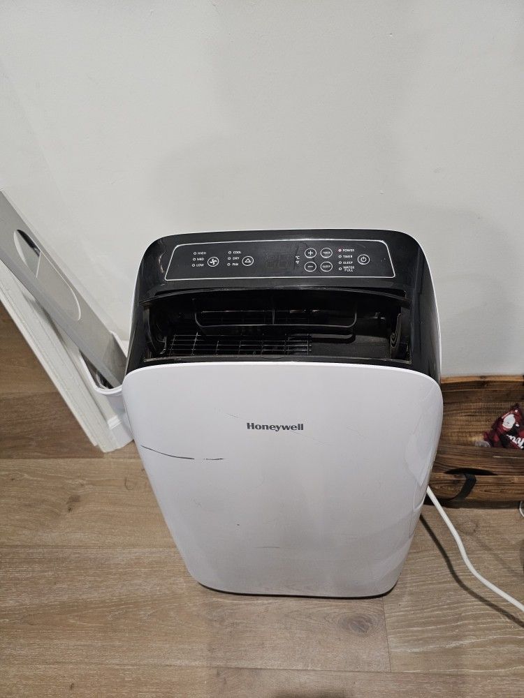 Honeywell HL14CESWW Portable Air Conditioner