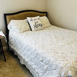 Queen Bedroom Set $230