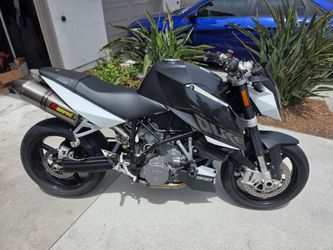 2008 KTM Superduke 998 motorcycle street bike