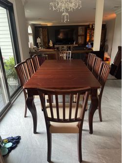 Pottery barn table and chairs