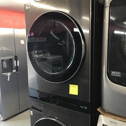 New Scratch And Dent LH ThinQ Front Load Washer And Dryer Stackable. 1 Year Warranty 