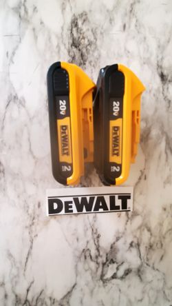 DeWalt 20V Dos Pilas 2.0 Ah NEW!!!! DeWalt 20V Two Batteries 2.0 Ah NEW!!!