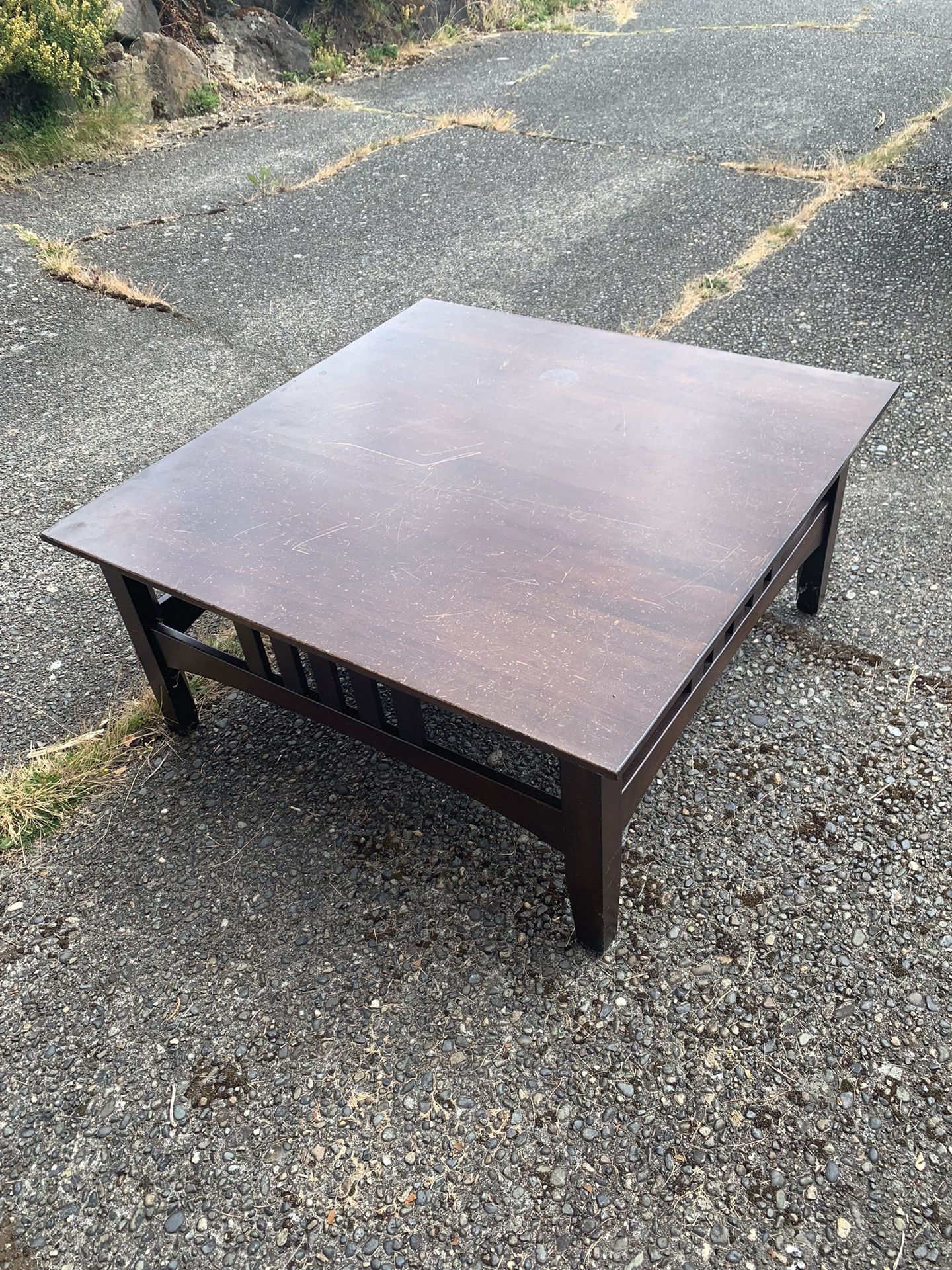 Ethan Allen mission Style Coffee Table
