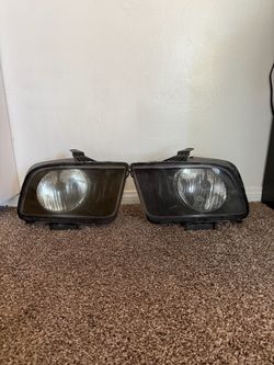 2005–2009 Ford Mustang Headlights Pair