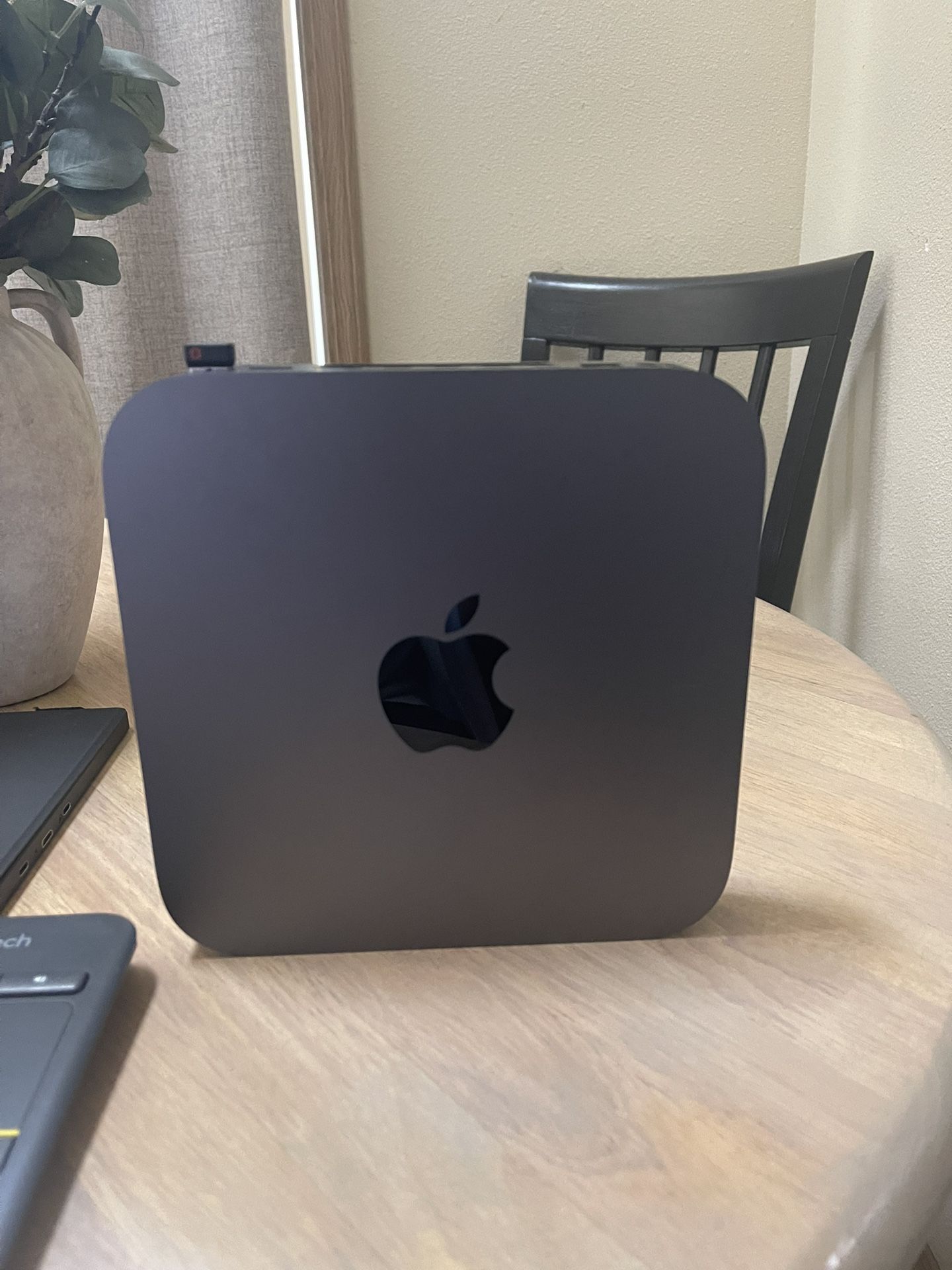 Apple Mac Mini 256GB - Mint Condition