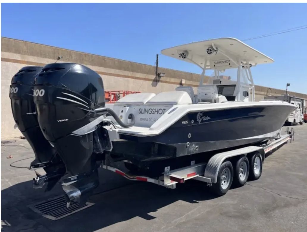 2008 Jefferson Yachts FS35 Sports Boat + 2021 Trailer