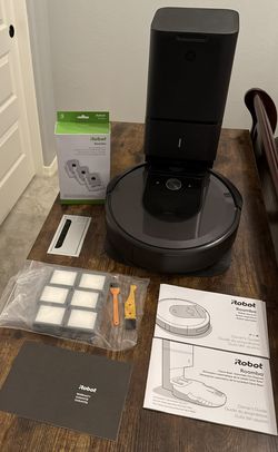 Wi-Fi® Connected Roomba® i8+ Self-Emptying Robot Vacuum