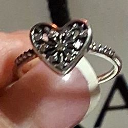 PANDORA AUTHENTIC BRAND NEW STERLING SILVER CZ HEART OF WINTER RINGS SIZE 6 & 7 AVAILABLE