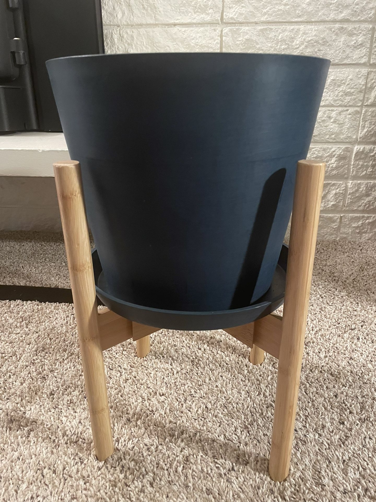 Houseplant Plant Pot 12” With Adjustable Stand