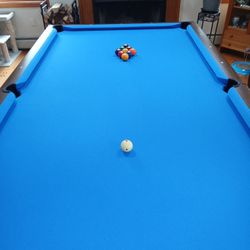 Pool Table 9 Feet