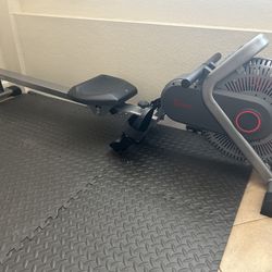 SUNNY ROWING WORKOUT MACHINE