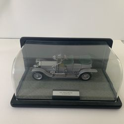 1986 Franklin Mint Die Cast 1907 Rolls Royce The Silver Ghost Model in Display Case