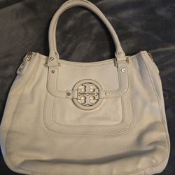 Tory Burch Amanda Classic Hobo $150