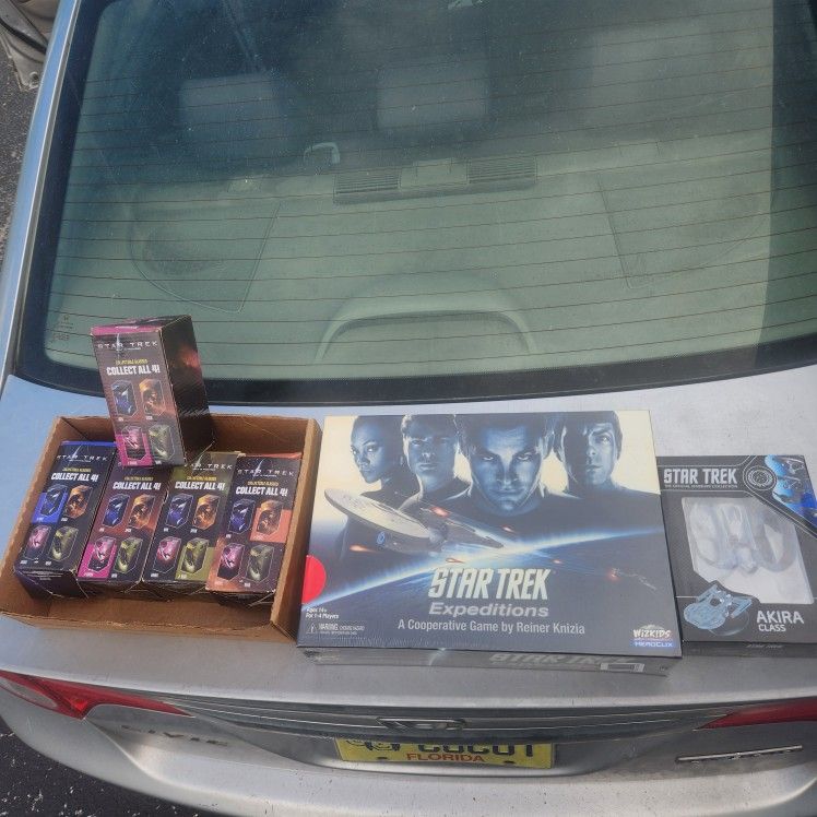 STAR TREK Expeditions Game 2011 Wizkids Heroclix, Akira Class Ship, 5 Cups All 4 https://offerup.com/redirect/?o=Q2hhcmVjdGVycy5OZXc= Cup Boxes Have I