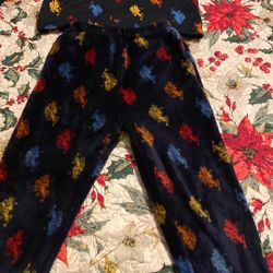 Pijamas Size 6/7  $5.00Usadas 2 Veces 