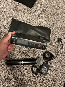 Shure Wireless Microphone