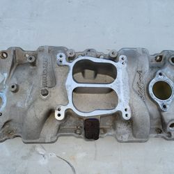 Edelbrock SBC Intake Manifold