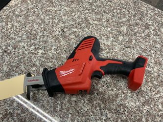 Milwaukee 18v Hackzall reciprocating saw