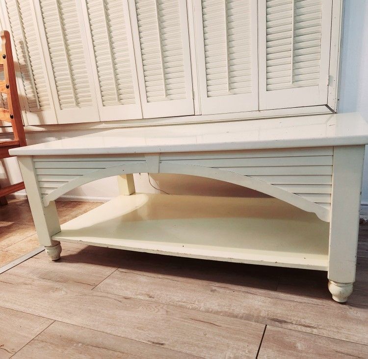 Solid Wood Coffee Table 